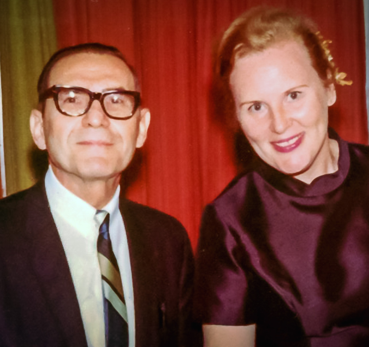 Photo of George and Leah Hollander